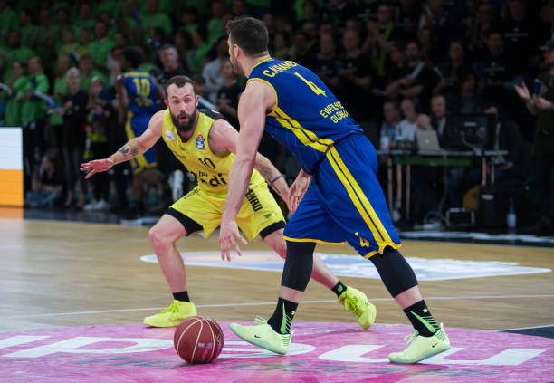 神与现代竞 神与现代竞